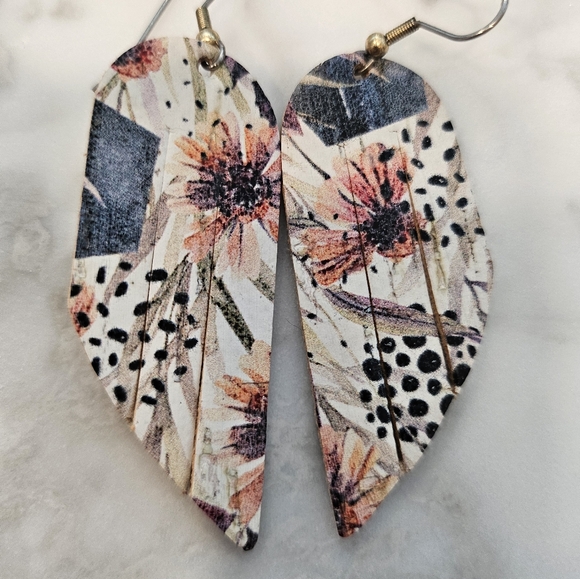 Flourish Leather Company Earrings - Picture 3 of 6